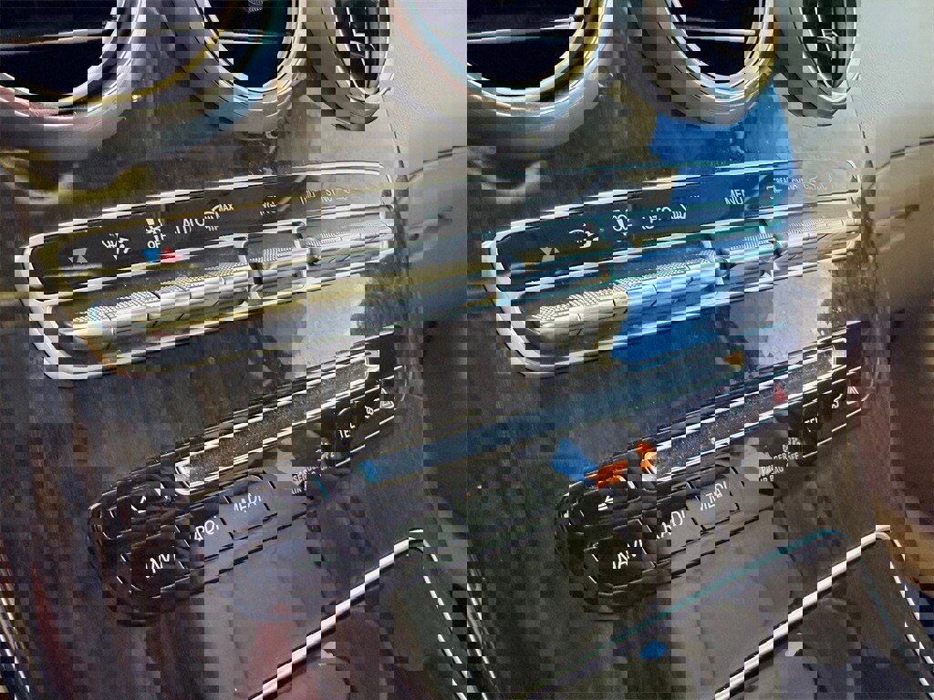 Used 2017 Mercedes-Benz GLC 300 image 22