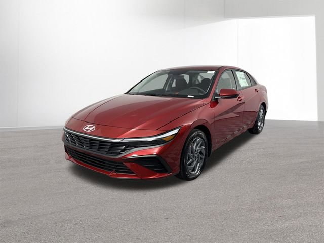 Used 2025 Hyundai Elantra Blue FWD image 45