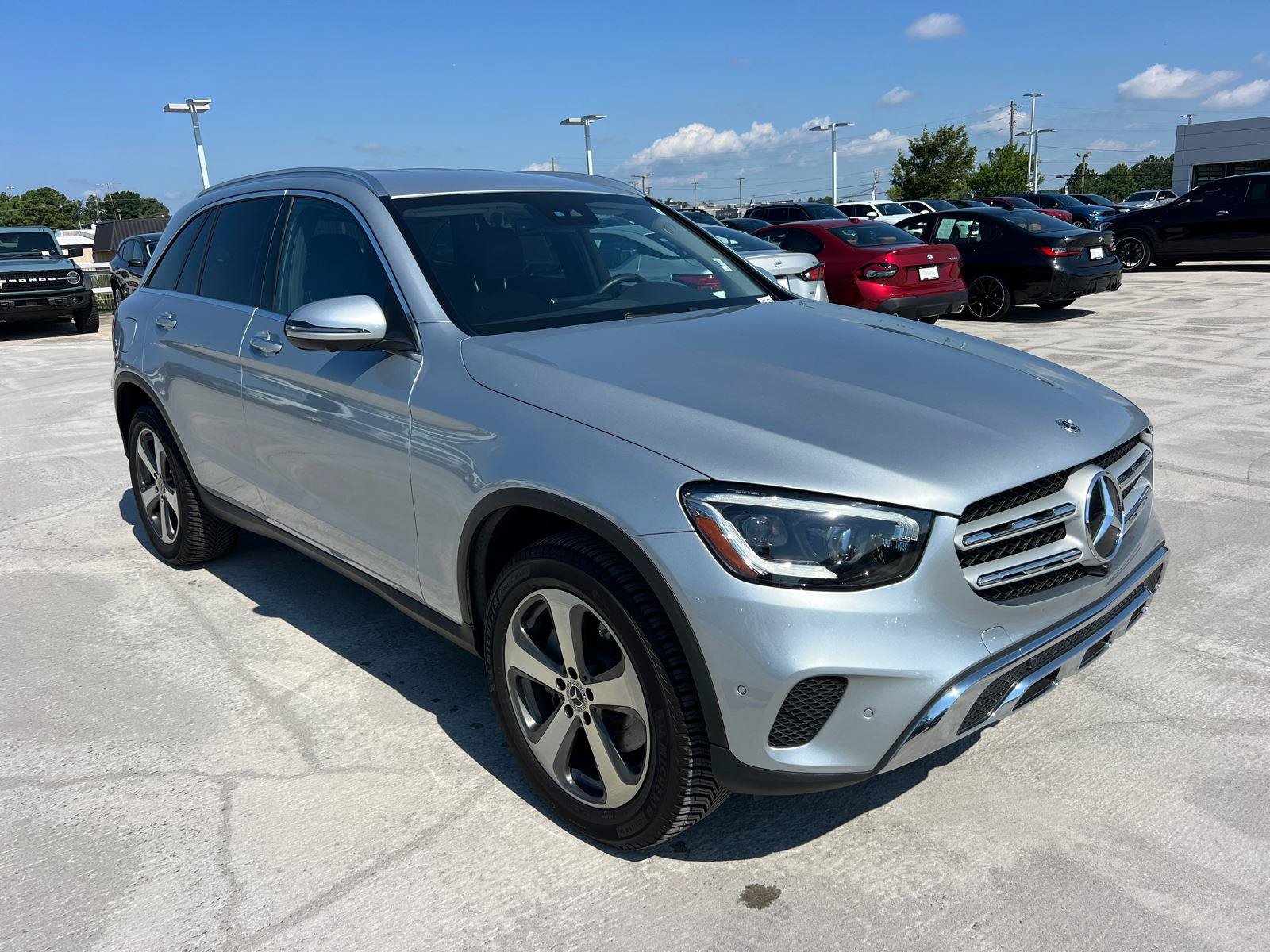 Used 2022 Mercedes-Benz GLC 300 4MATIC image 3