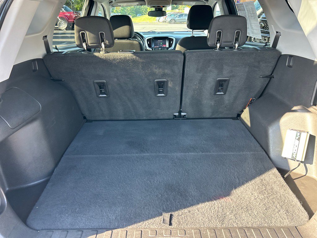 Used 2020 GMC Terrain SLE image 13