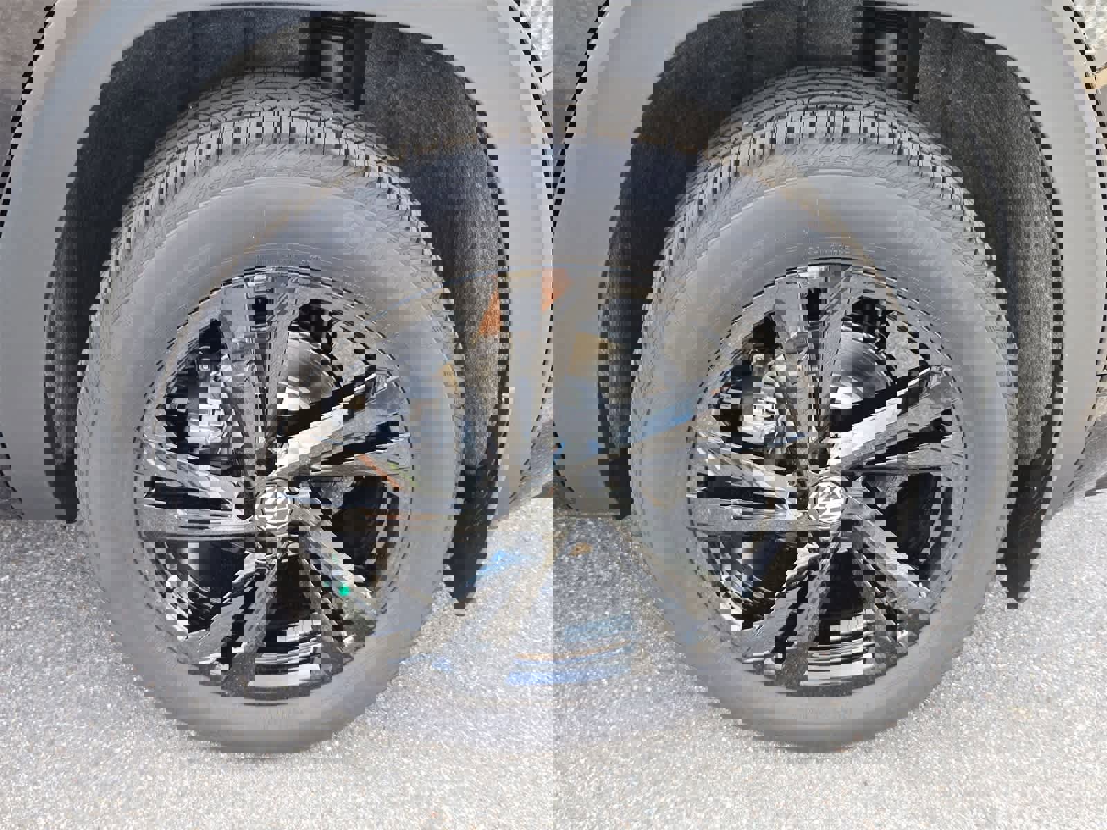 New 2026 Volkswagen Atlas Cross Sport SEL R-Line image 14