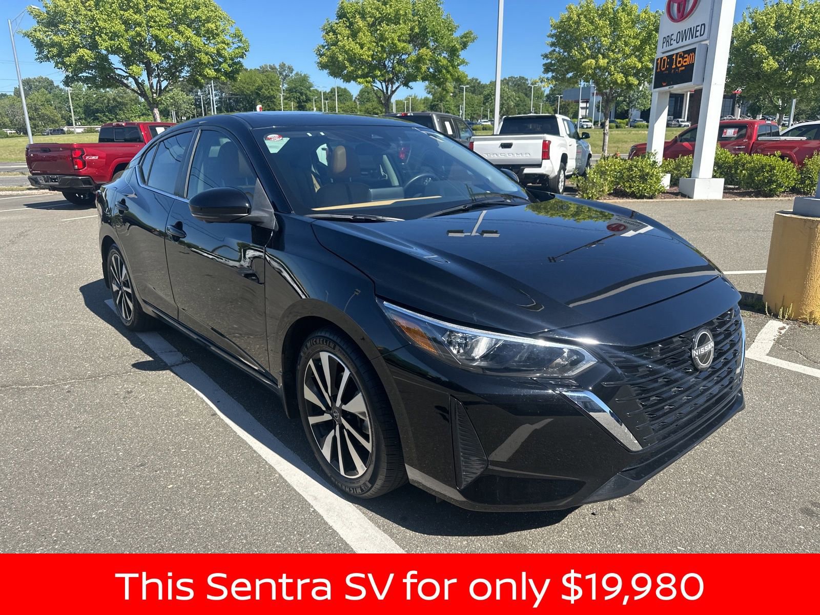 Used 2024 Nissan Sentra SV w/ SV Premium Package image 6