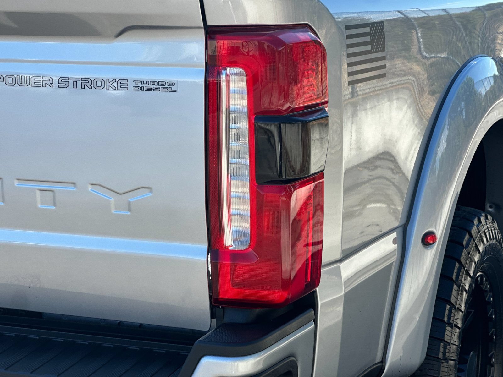 Used 2024 Ford F250 Lariat w/ Lariat Ultimate Package AWD/4WD image 35