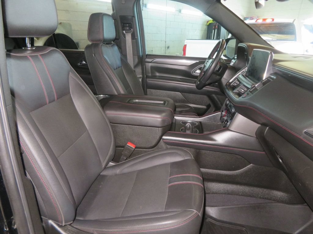 Used 2022 Chevrolet Tahoe RST w/ Luxury Package RWD image 36