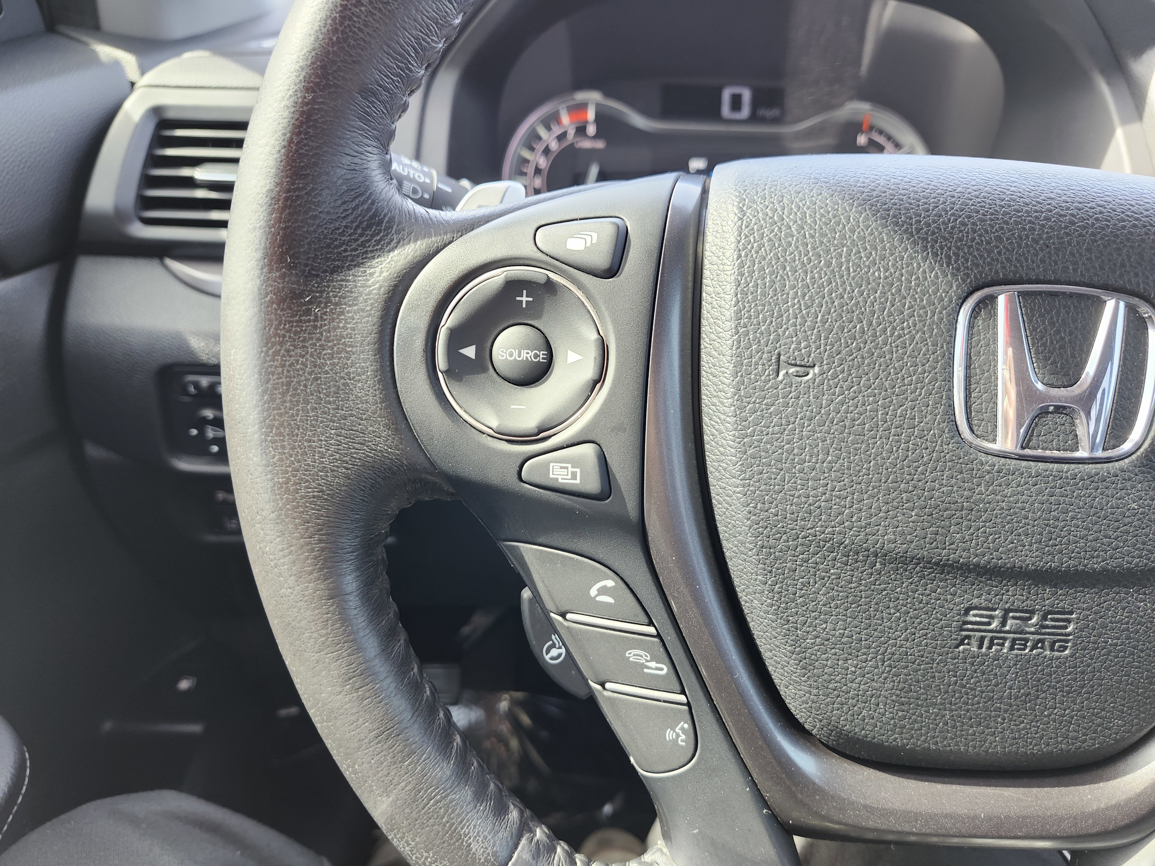 Used 2023 Honda Ridgeline RTL-E image 39