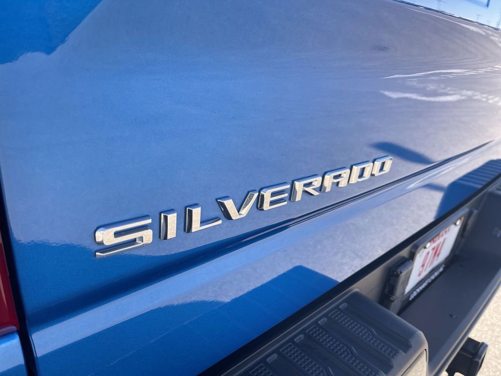 Used 2022 Chevrolet Silverado 1500 ZR2 w/ Technology Package image 12