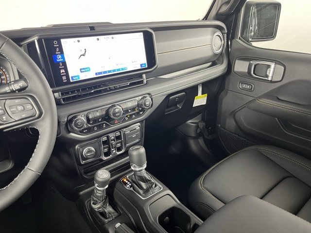 New 2025 Jeep Gladiator Sport w/ Premium Package image 18