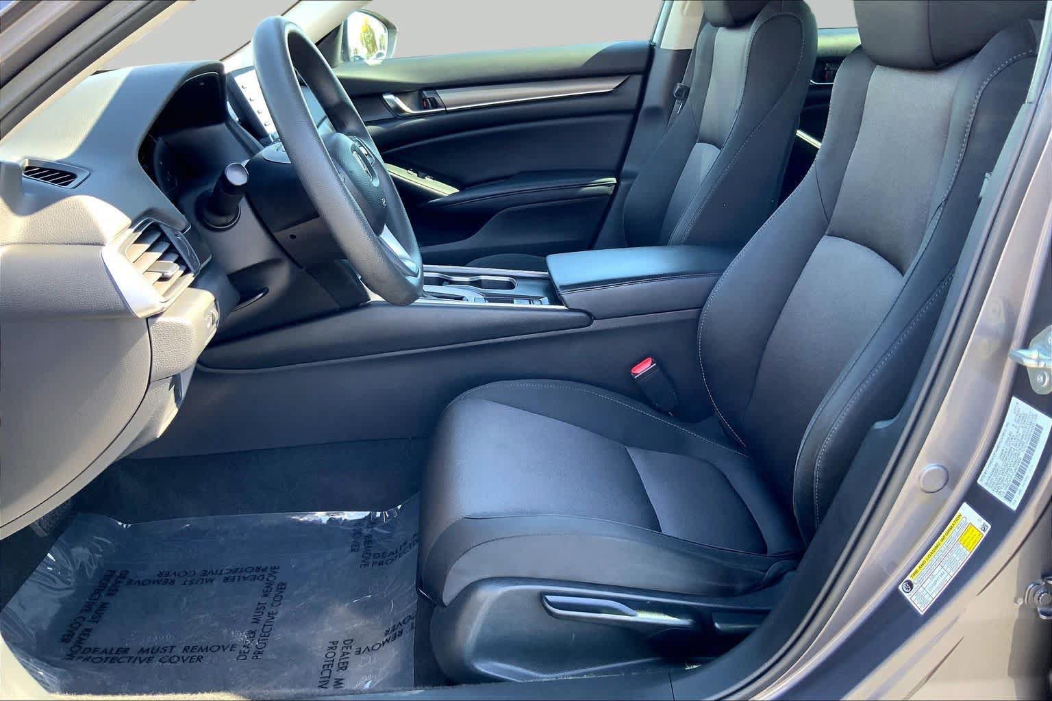 Used 2018 Honda Accord LX image 7