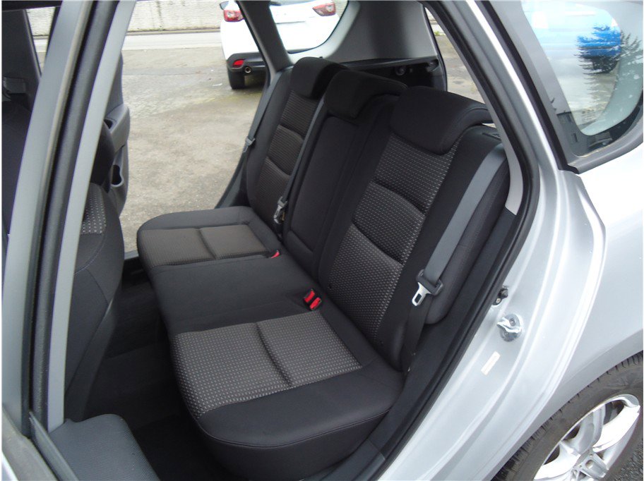 Used 2010 Hyundai Elantra GLS image 12