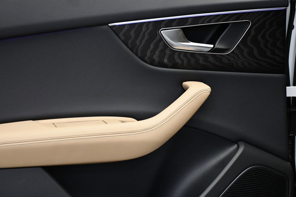 New 2026 Audi Q8 Premium Plus image 40