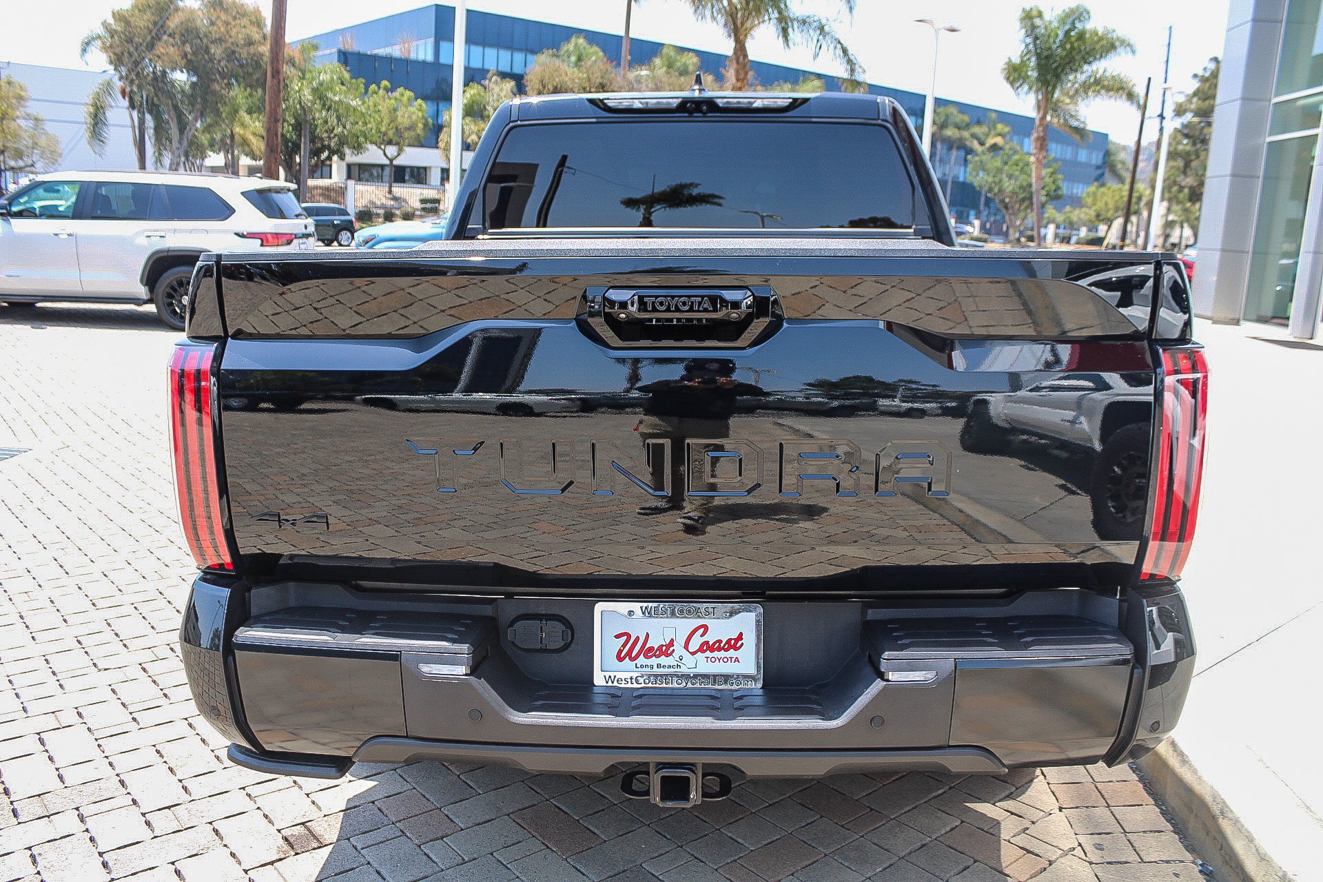 Certified 2024 Toyota Tundra Platinum AWD/4WD image 8