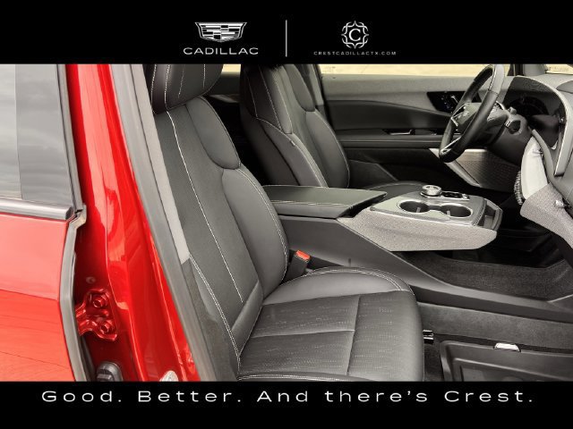 Certified 2025 Cadillac Optiq Sport 2 w/ LPO, Floor Liner Package AWD/4WD image 27