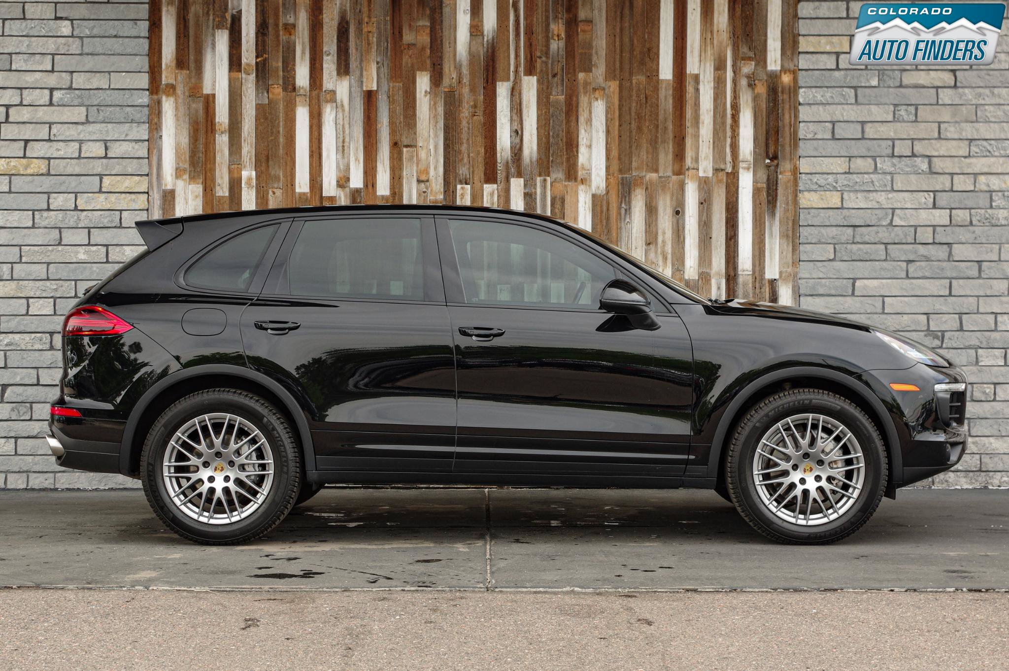 Used 2017 Porsche Cayenne S AWD/4WD image 8