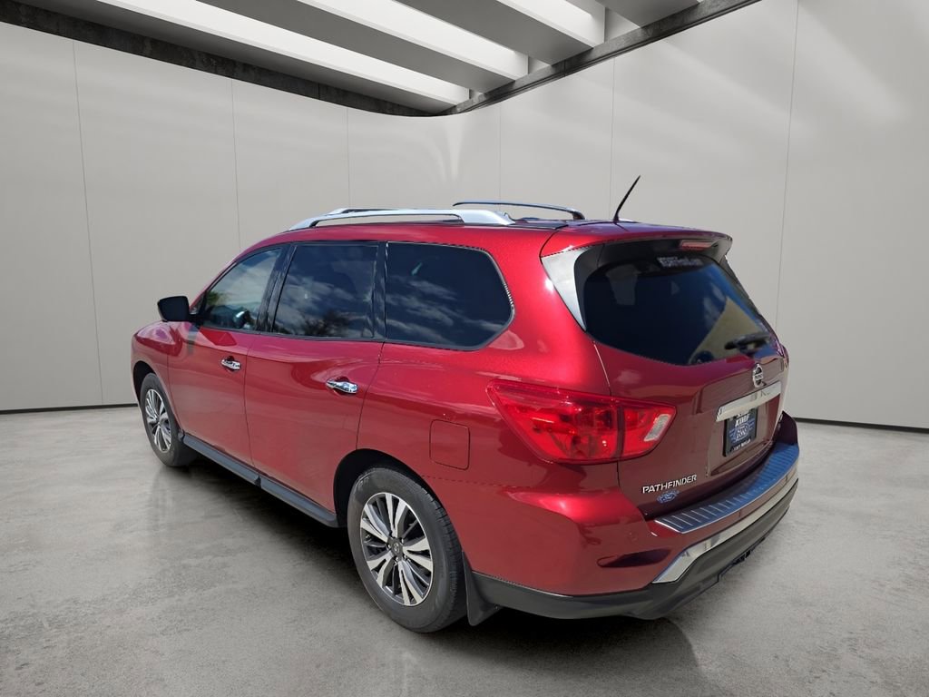 Used 2017 Nissan Pathfinder SL w/ SL Premium Package AWD/4WD image 3
