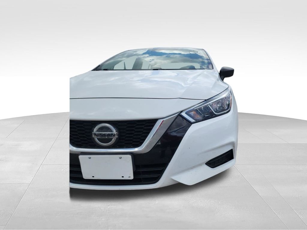 Used 2022 Nissan Versa S FWD image 11