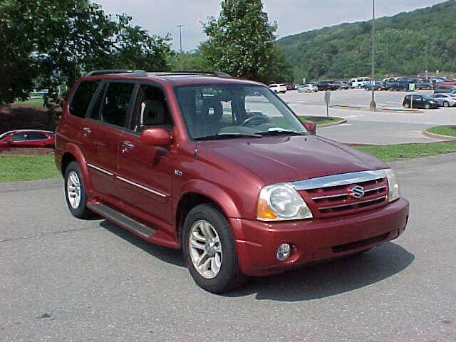Used 2005 Suzuki XL7 4WD image 2