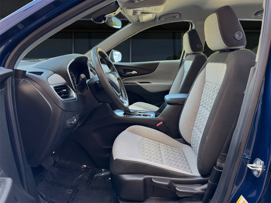 Used 2022 Chevrolet Equinox LS image 14