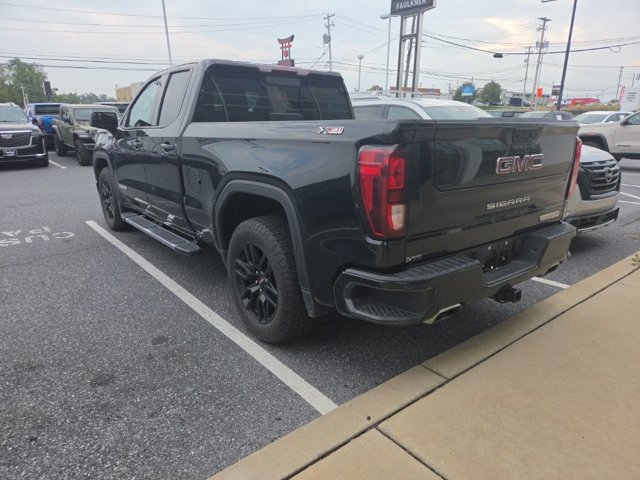 Used 2023 GMC Sierra 1500 Elevation w/ Preferred Package AWD/4WD image 3