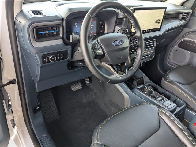 Used 2025 Ford Maverick Lobo image 10