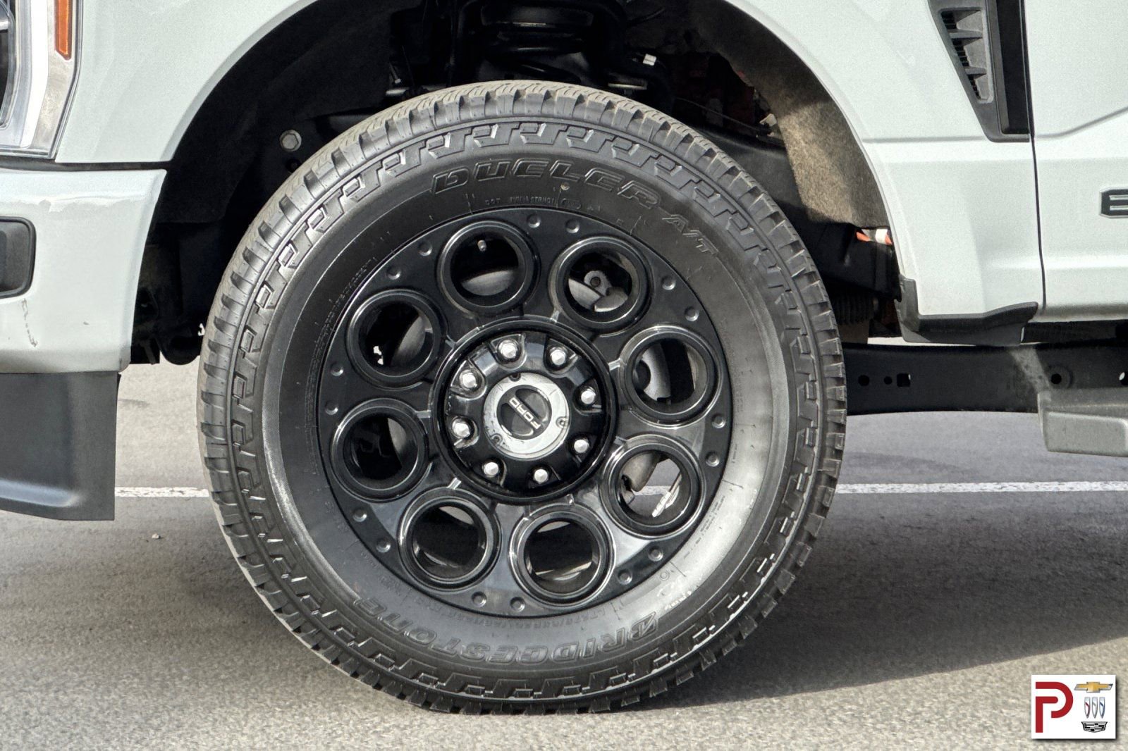 Used 2025 Ford F350 Lariat w/ Black Appearance Package AWD/4WD image 35
