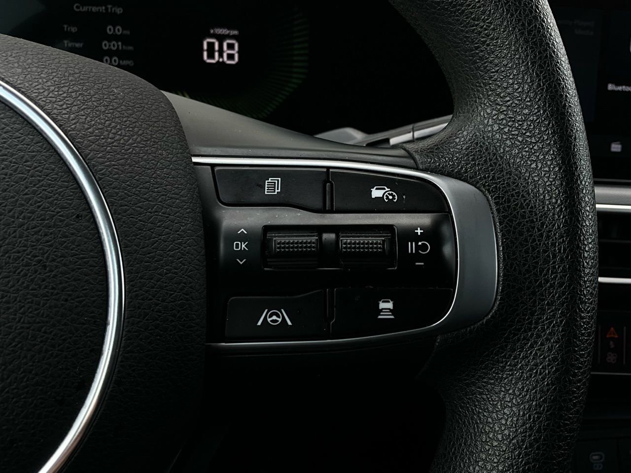 Used 2025 Kia K5 LXS image 36