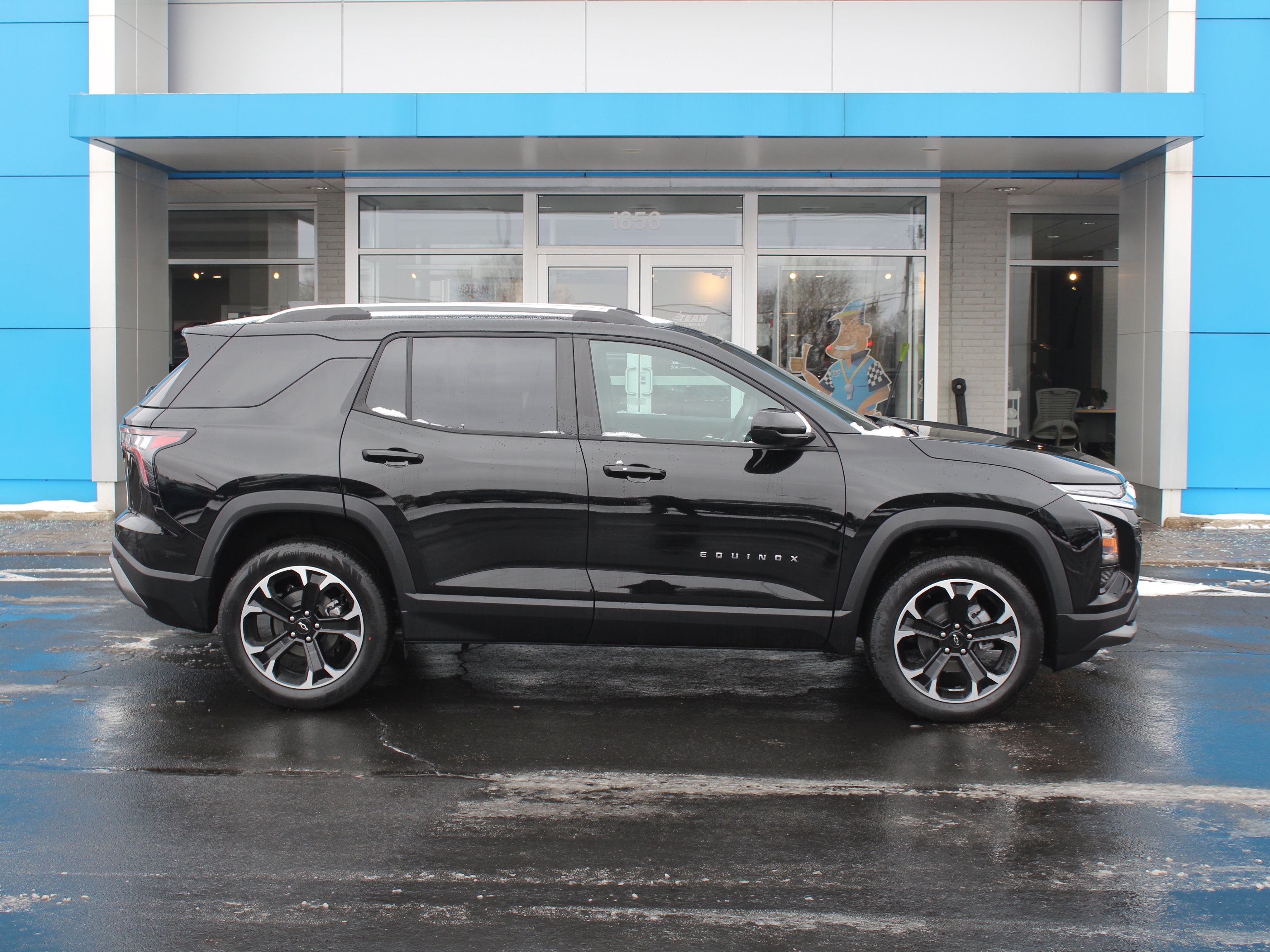 New 2026 Chevrolet Equinox LT image 3