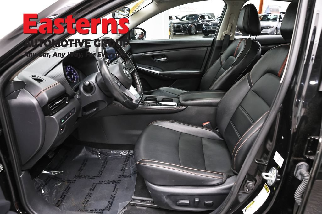 Used 2023 Nissan Sentra SR w/ SR Premium Package FWD image 14