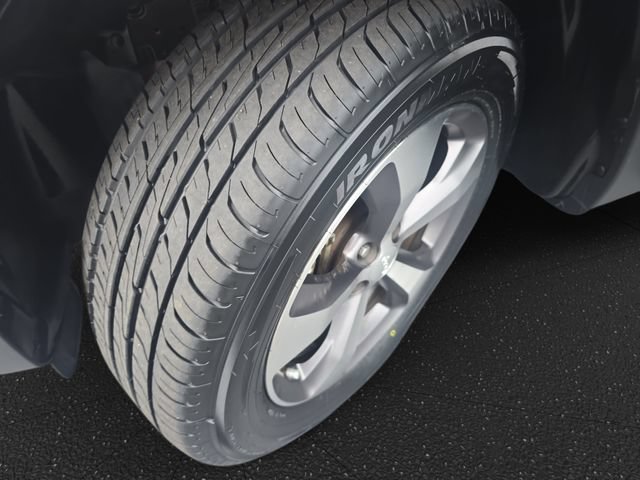 Used 2022 Jeep Cherokee Limited AWD/4WD image 34