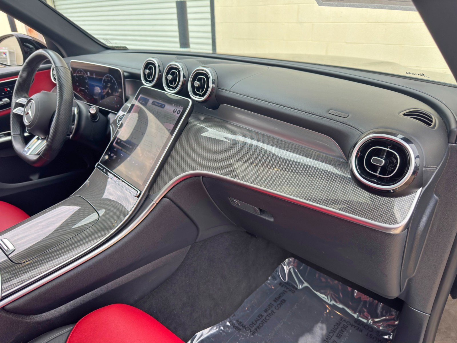 Used 2024 Mercedes-Benz GLC 43 AMG 4MATIC image 15