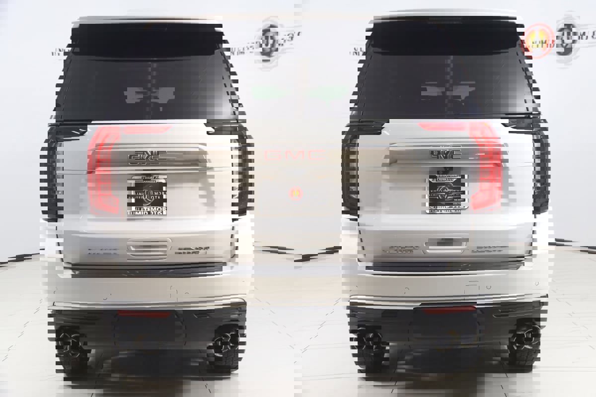 Used 2022 GMC Yukon Denali w/ Denali Premium Package image 47