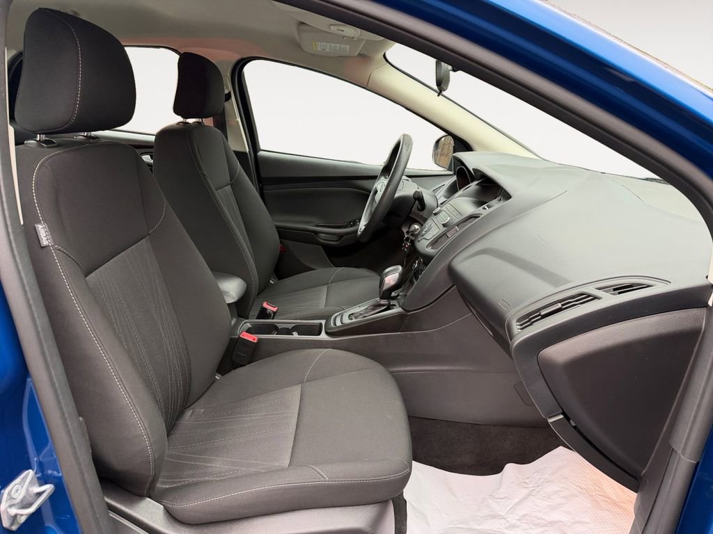 Used 2018 Ford Focus SE image 12
