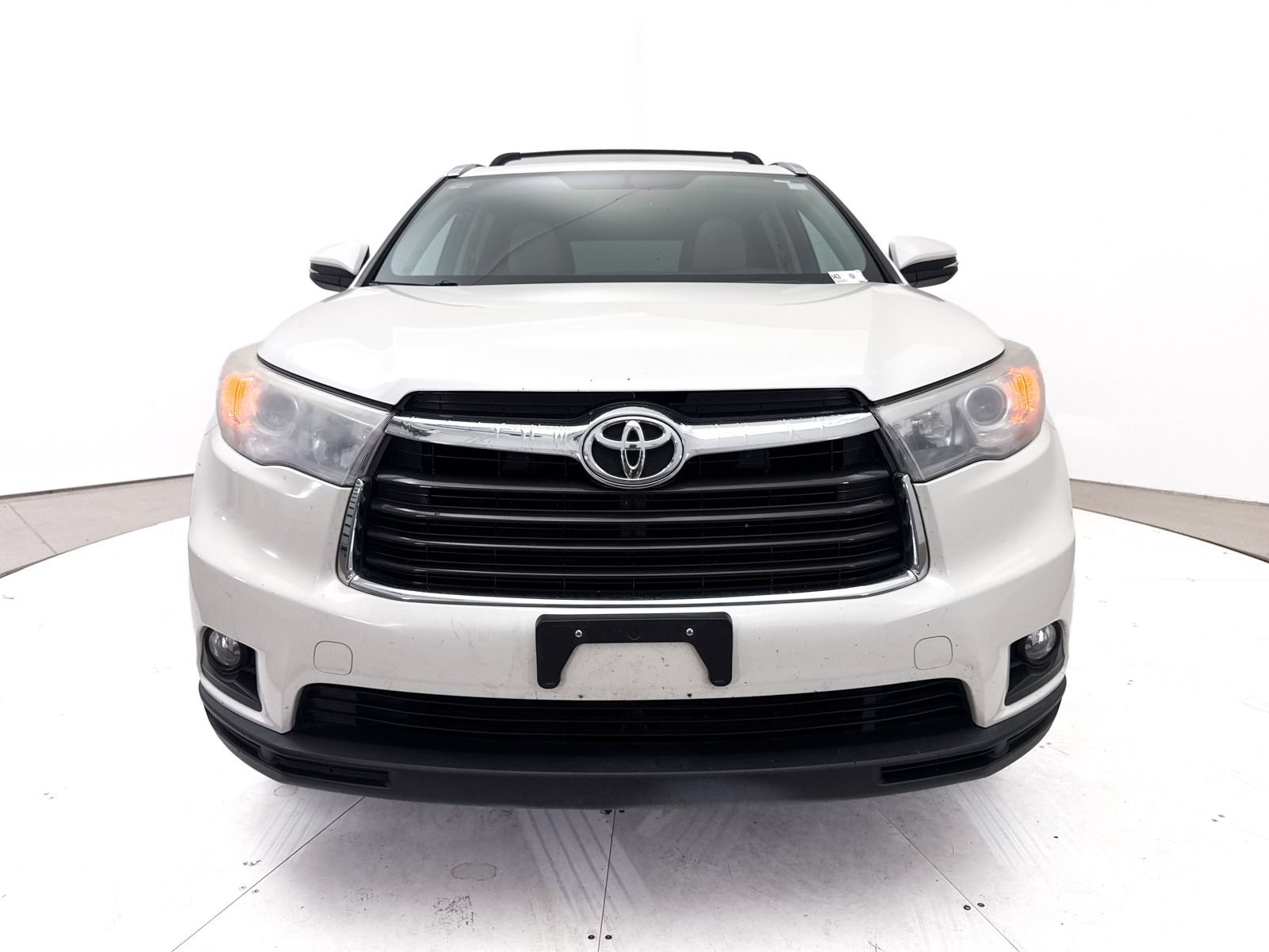 Used 2015 Toyota Highlander XLE AWD/4WD image 2