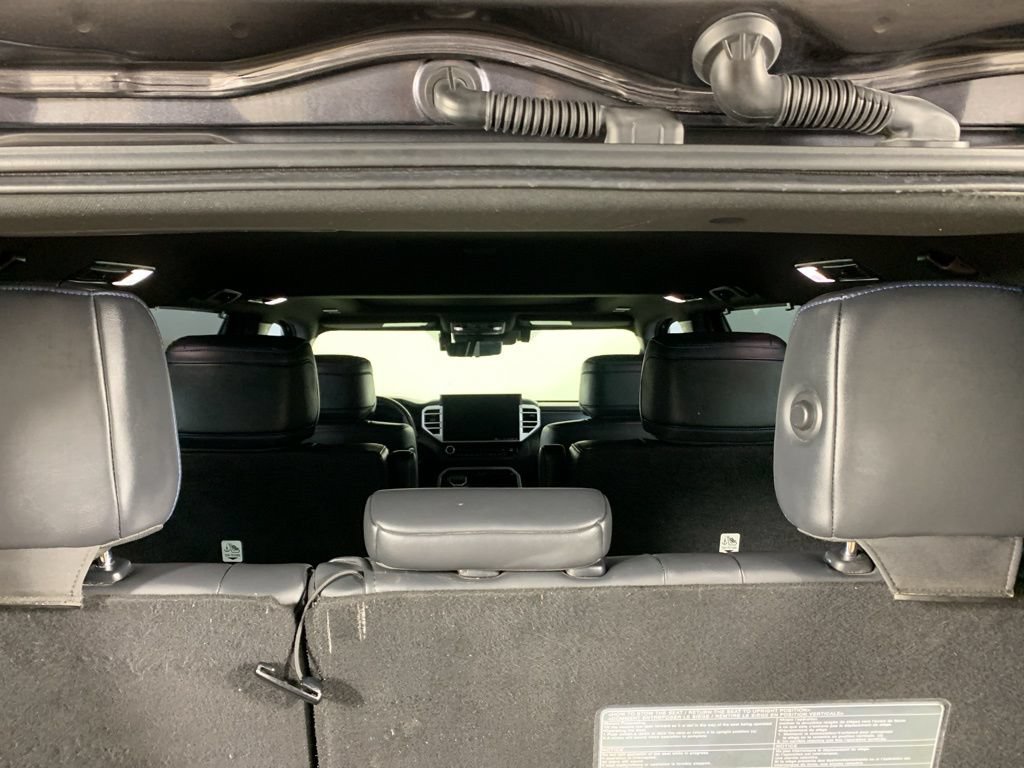 Used 2023 Toyota Sequoia Platinum AWD/4WD image 14
