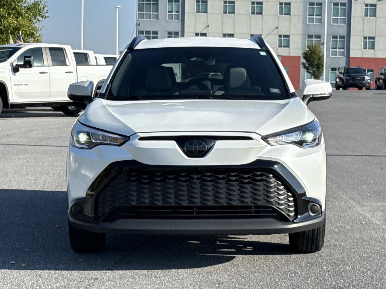 Used 2024 Toyota Corolla Cross SE image 29