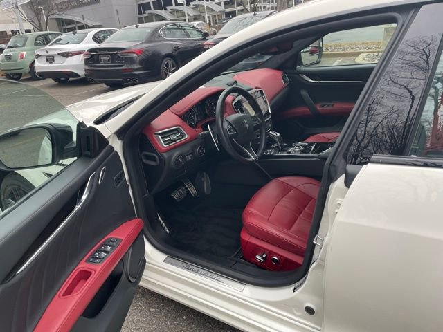 Used 2023 Maserati Ghibli Modena Q4 image 20