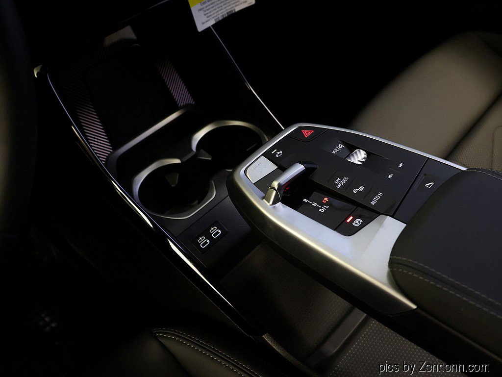 New 2025 BMW X2 xDrive28i w/ Premium Package image 25