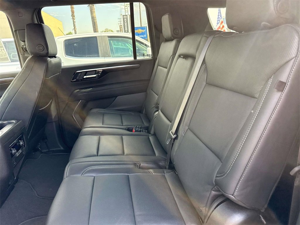 New 2026 Chevrolet Suburban LS image 28