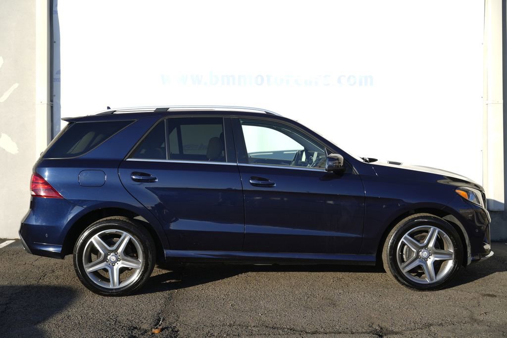 Used 2017 Mercedes-Benz GLE 400 4MATIC image 7
