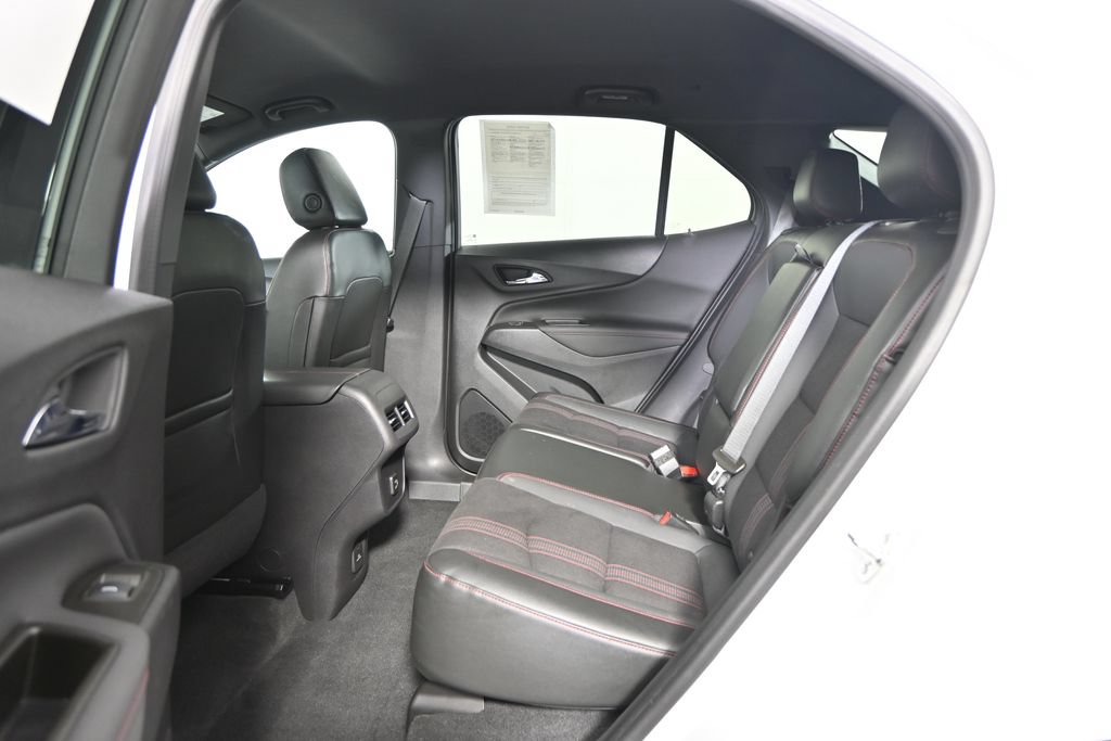 Used 2024 Chevrolet Equinox RS AWD/4WD image 17