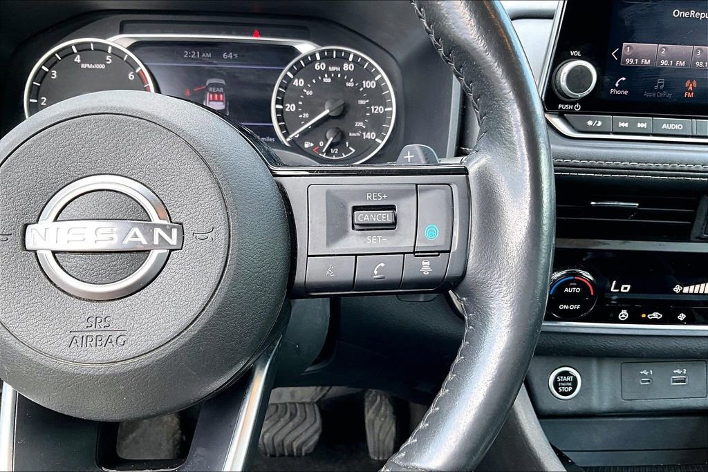 Used 2023 Nissan Rogue SV w/ SV Premium B Package AWD/4WD image 12