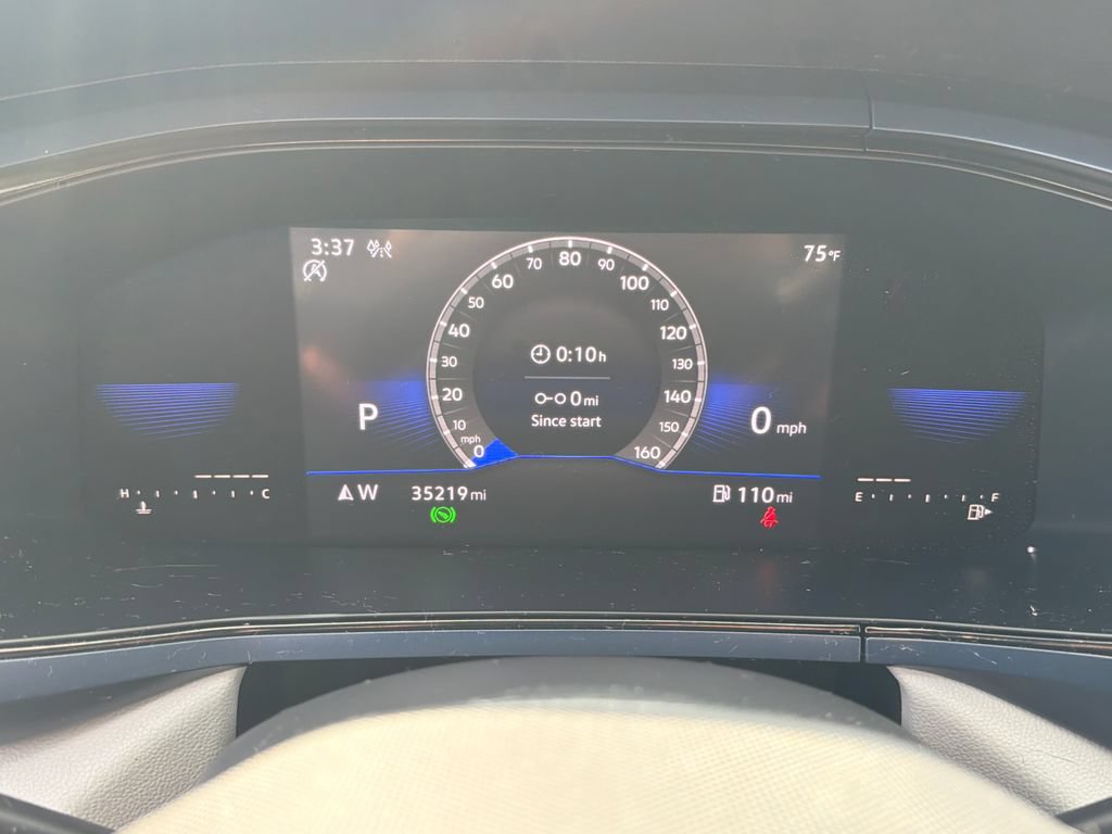 Certified 2023 Volkswagen Taos SE w/ Black Wheel Package AWD/4WD image 14