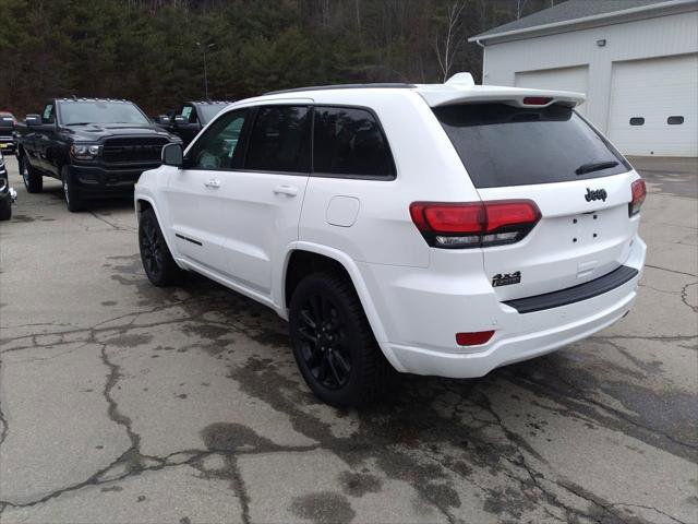 Certified 2021 Jeep Grand Cherokee Laredo X AWD/4WD image 14