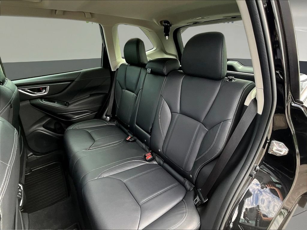 Used 2022 Subaru Forester Touring AWD/4WD image 26