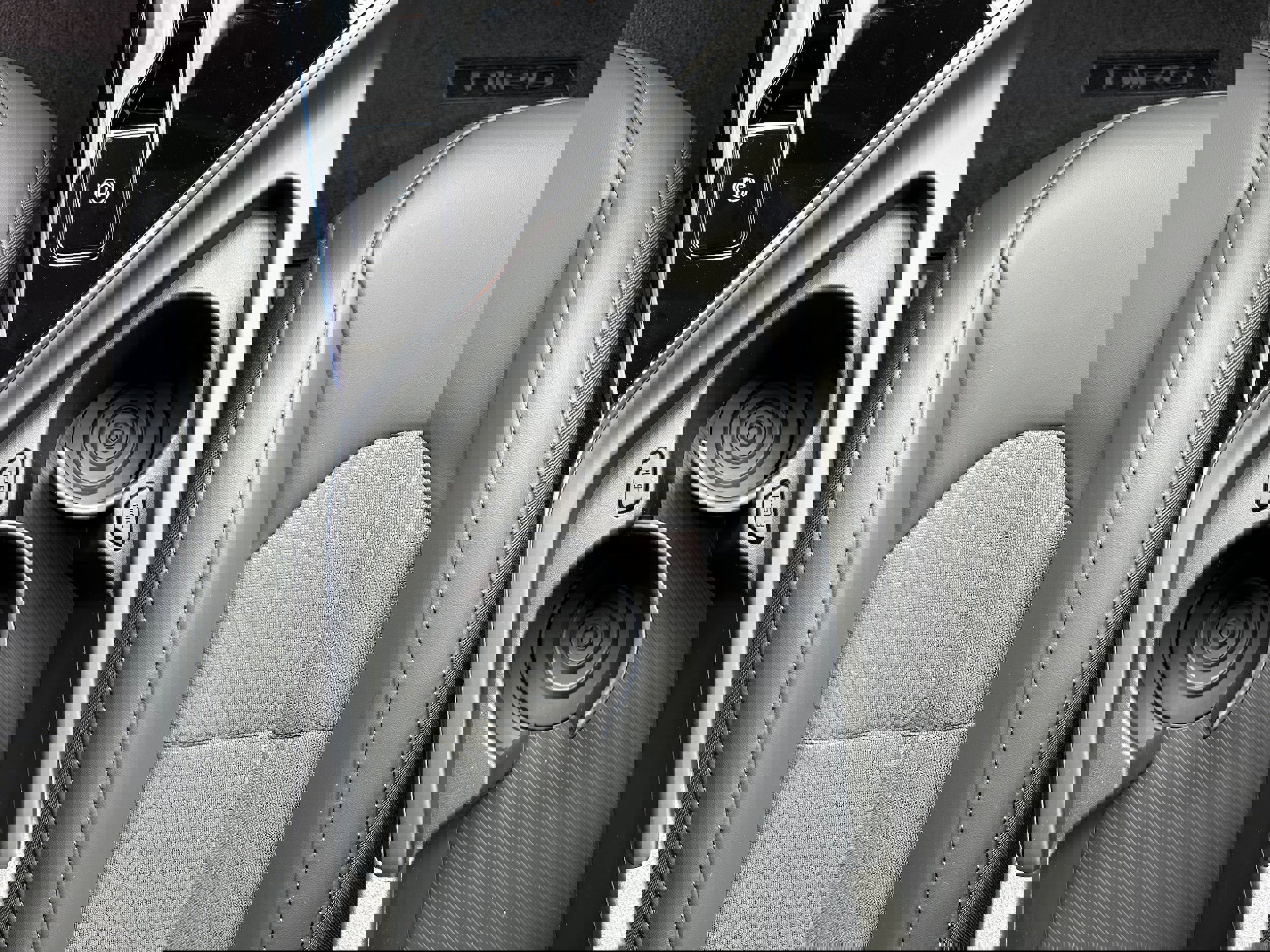 New 2025 Kia Niro Wind image 40