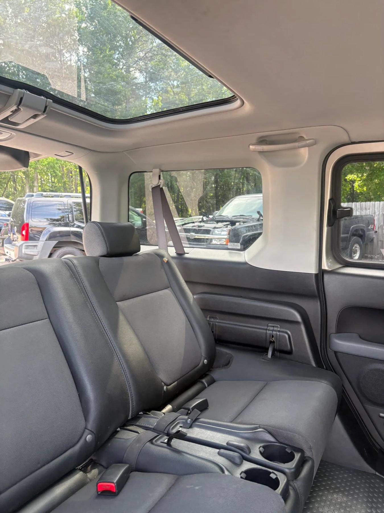 Used 2004 Honda Element EX image 32