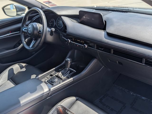 Used 2022 MAZDA MAZDA3 s FWD image 11