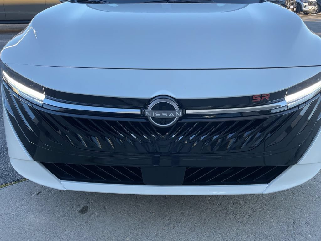 New 2026 Nissan Sentra SR w/ SR Premium Package FWD image 31