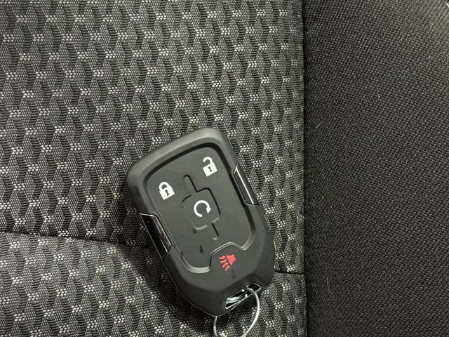 Used 2023 GMC Terrain SLE w/ Driver Convenience Package image 26