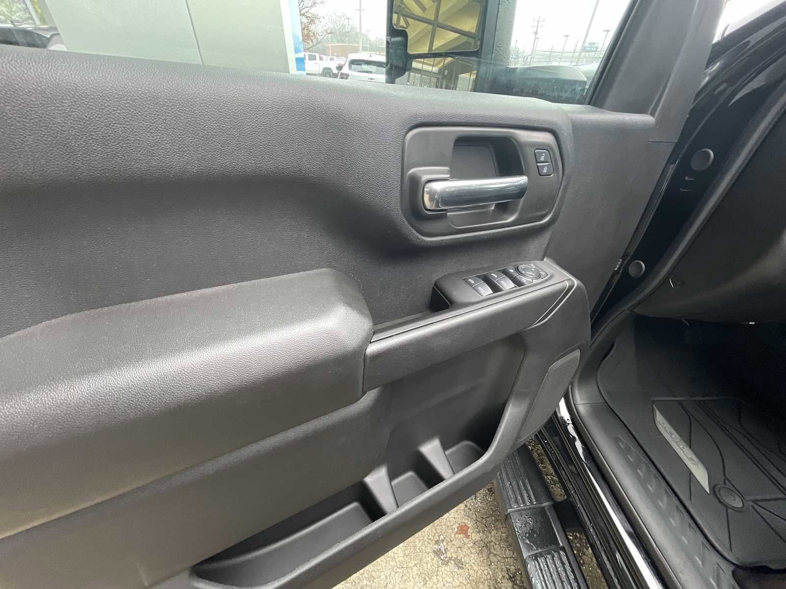 Certified 2025 Chevrolet Silverado 2500 Custom w/ Custom Value Package image 21