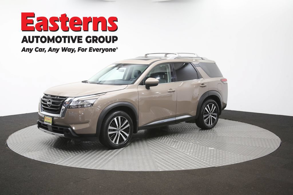 Used 2023 Nissan Pathfinder Platinum w/ Cargo Package AWD/4WD image 60